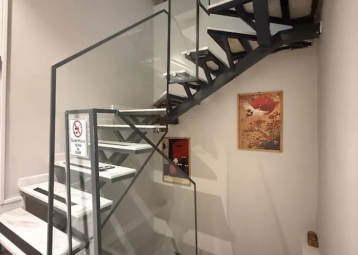 Warm Cozy 8 Min By Metro Station Appartement