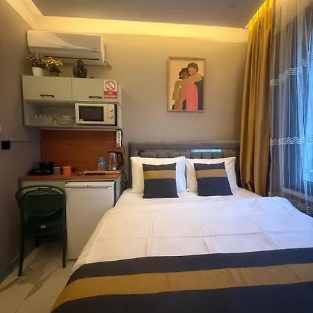 Warm Cozy 8 Min By Metro Station Apartmán *