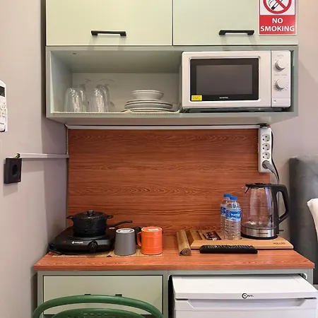Warm Cozy 8 Min By Metro Station